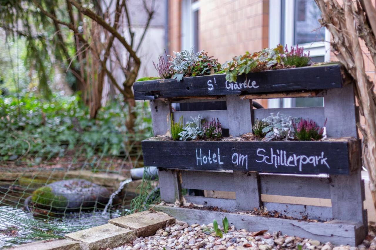 Hotel Am Schillerpark Esslingen am Neckar Exteriör bild